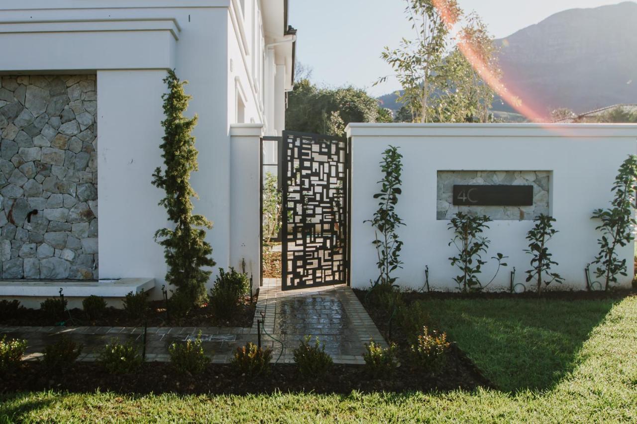 Quiet Hideaway Apartment Somerset West Exterior foto
